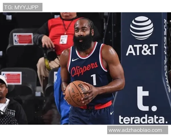 詹姆斯的传奇之路:从篮球新星到NBA历史伟大球员的成长历程 詹姆斯的传奇之路:从篮球新星到NBA历史伟大球员的成长历程